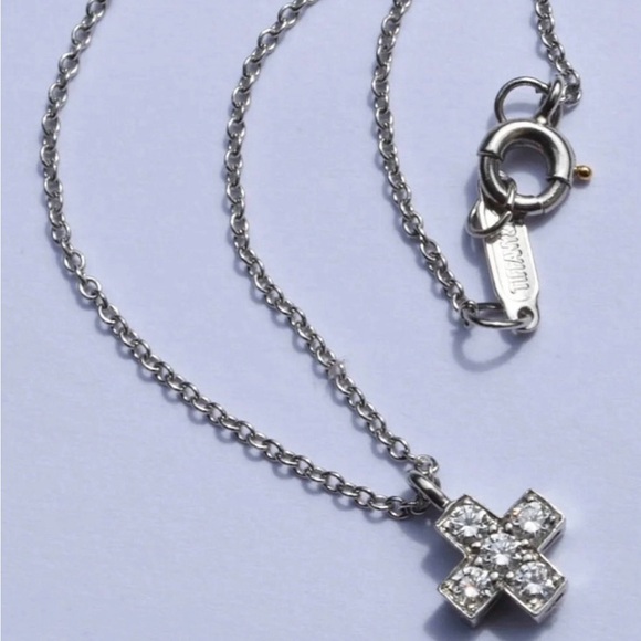 PLATINUM Classic Collection Natural Diamonds Crucifix Cross Rare Necklace - Picture 6 of 8